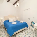 Napulitandream Guest house 3*